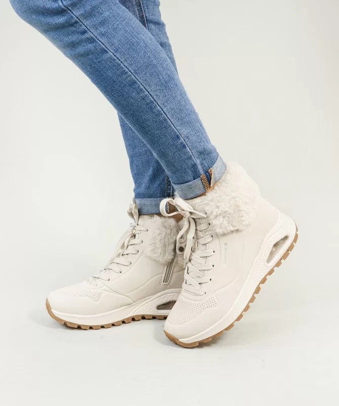 Las zapatillas deportivas para mujer de la marca Skechers