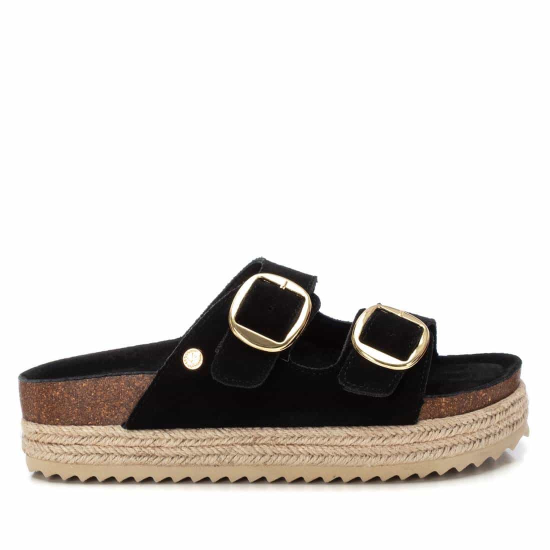 Las sandalias de plataforma para mujer de la marca Xti cod 8096,